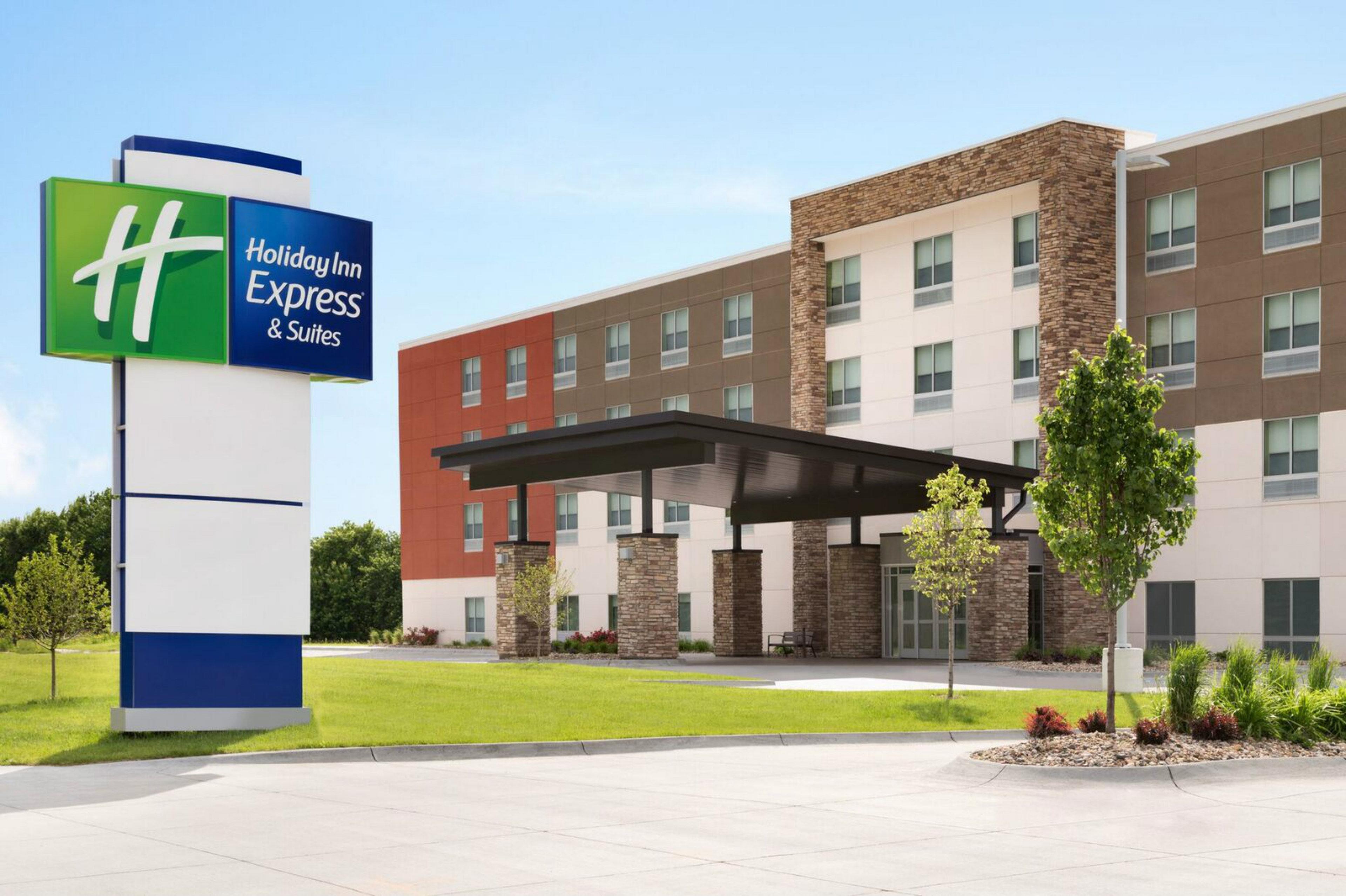 Holiday Inn Express - Auburn Hills South By Ihg Exterior photo